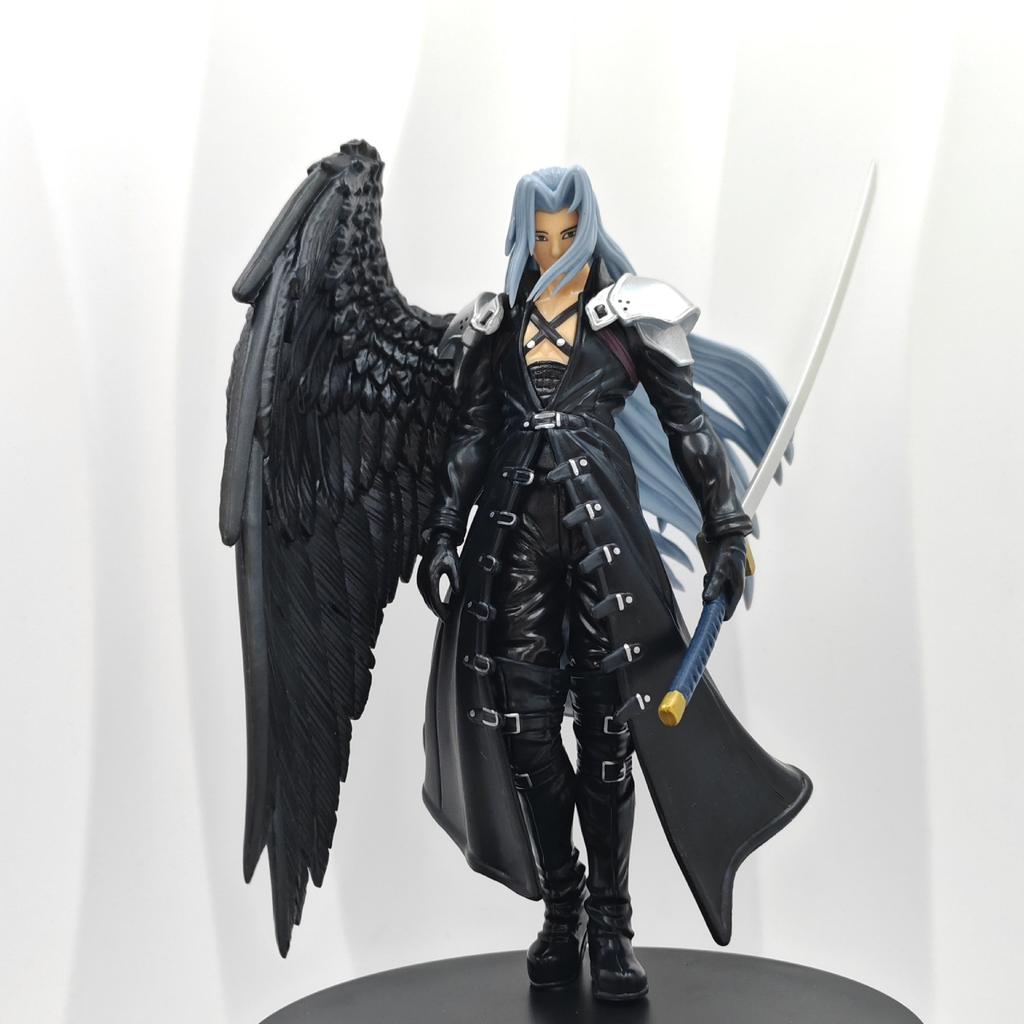 1 Adet Final Fantasy 7 oyunu, Sephiroth, Claude, figür model masaüstü yan aksesuar süsü