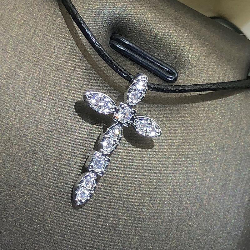 925 Silver Exquisite Cross Necklace Jewelry Women 'S Wedding Fashion Cross Cz Crystal Zircon Pendant Necklace Valentine 'S Day Gif