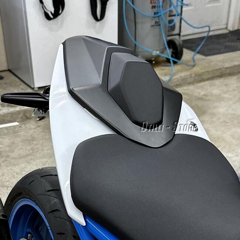 For Suzuki GSX-8R GSX8R 2024 GSX 8R 8S GSX-8S GSX8S 2023- Motorcycle Accessories Pillion Rear Seat Cover Cowl Fairing