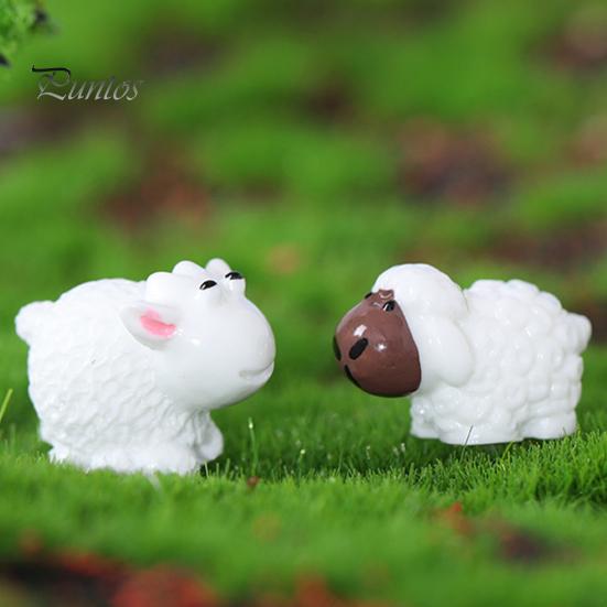 40Pcs Miniature Sheep Resin Vibrant Color Fade-resistant Mini Sheep Figurines Cute Sheep Ornaments for Moss Micro Landscape Decoration