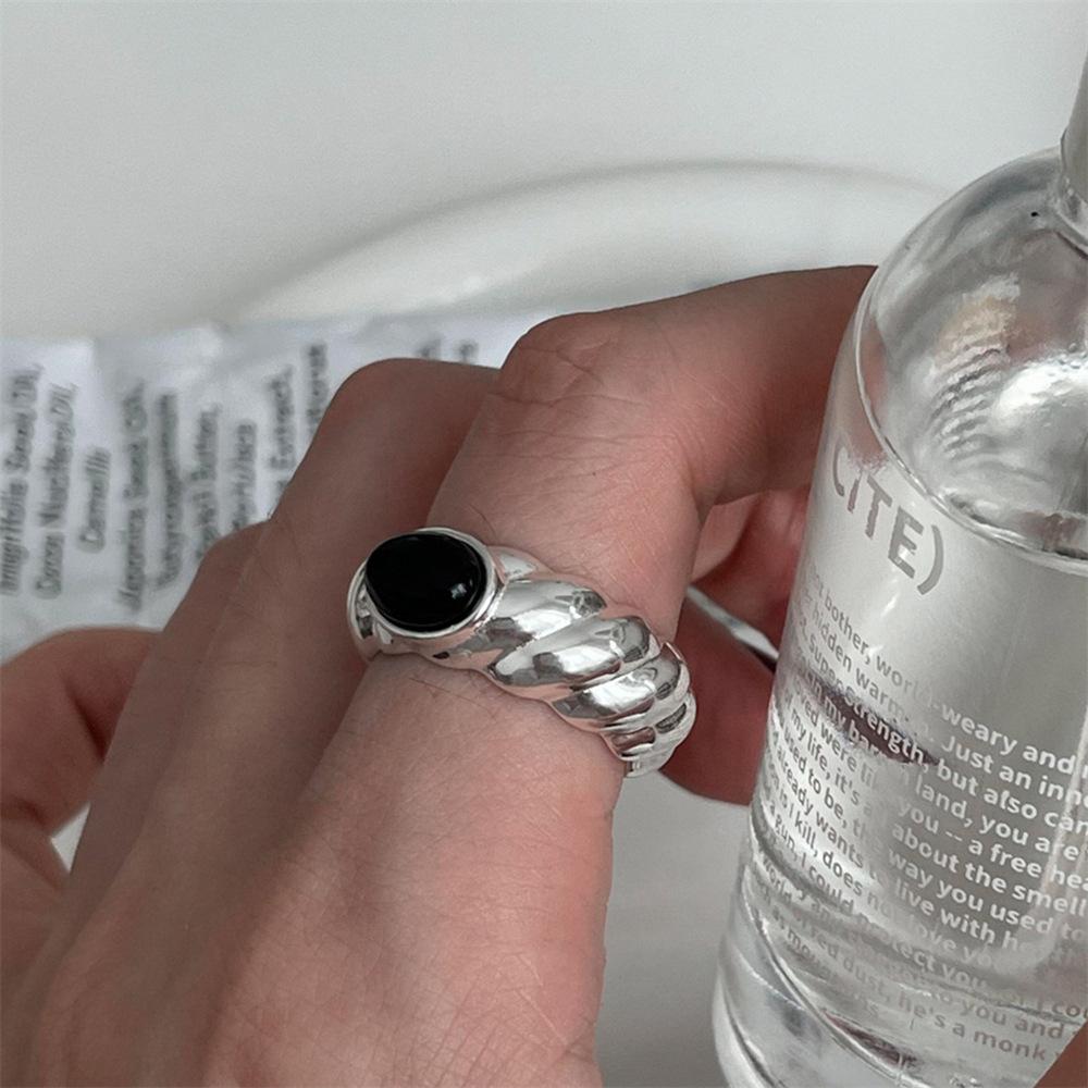 Retro S plain ring, non-fading light luxury index finger ring, open ring.