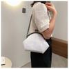 Spring and summer new solid color simple shell bag large capacity portable change bag fashion chain oblique span shoulder mobile phone bag
