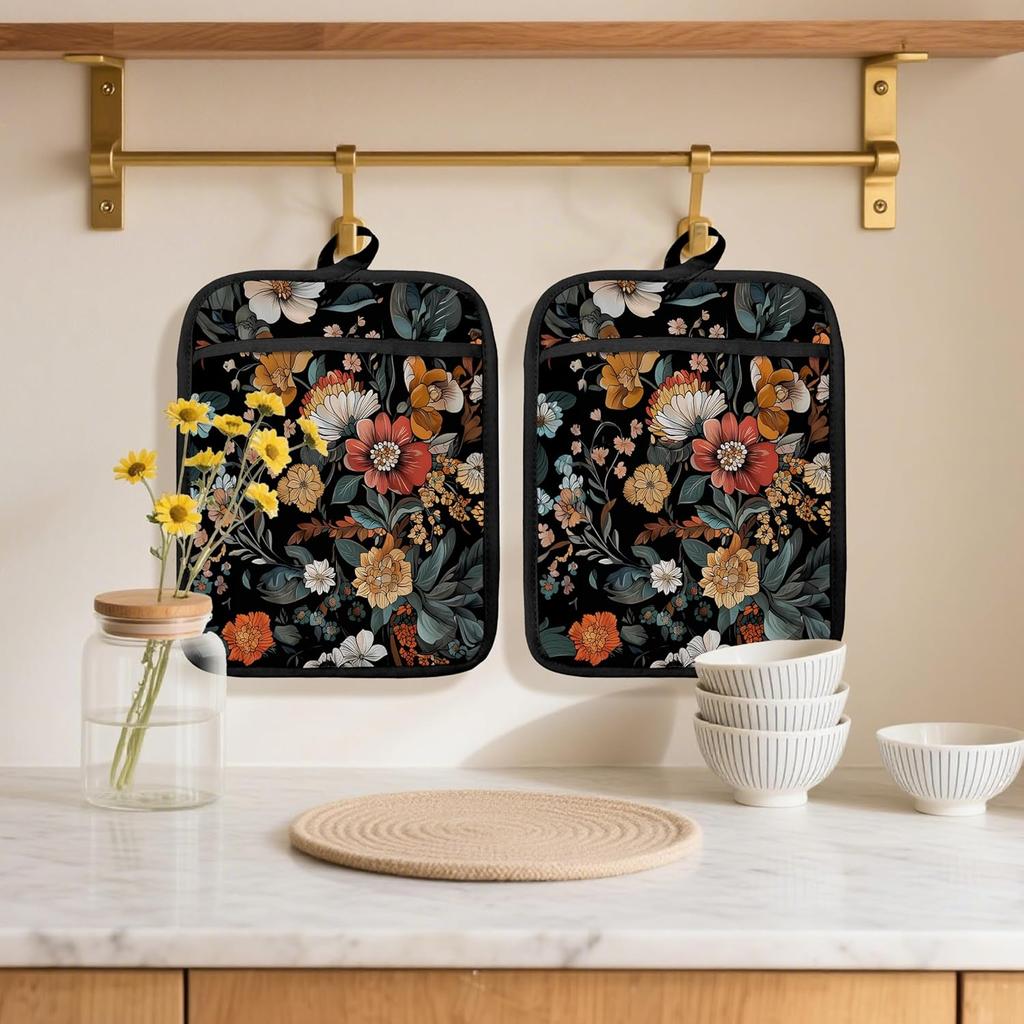 Boho Vintage Floral Pot Holders 2 Pack Set, Cottage Core Kitchen Decor, Rustic Wildflower Botanical Heat Resistant Oven Hot Pads for Kitchen