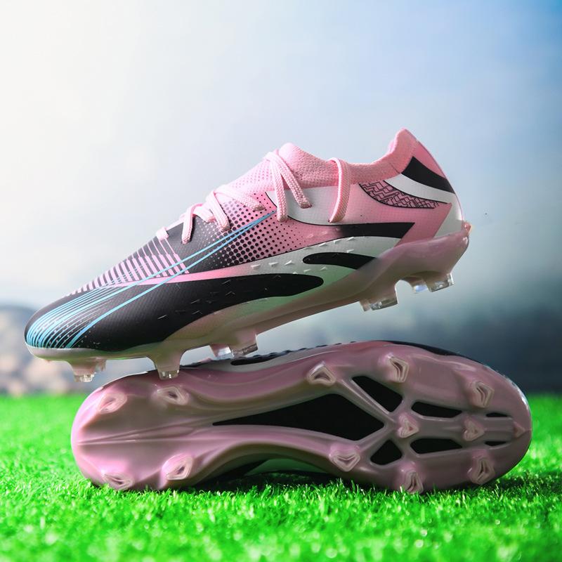 New low-top football shoes Boys' students' long nails World Cup broken nails grass game training football shoes