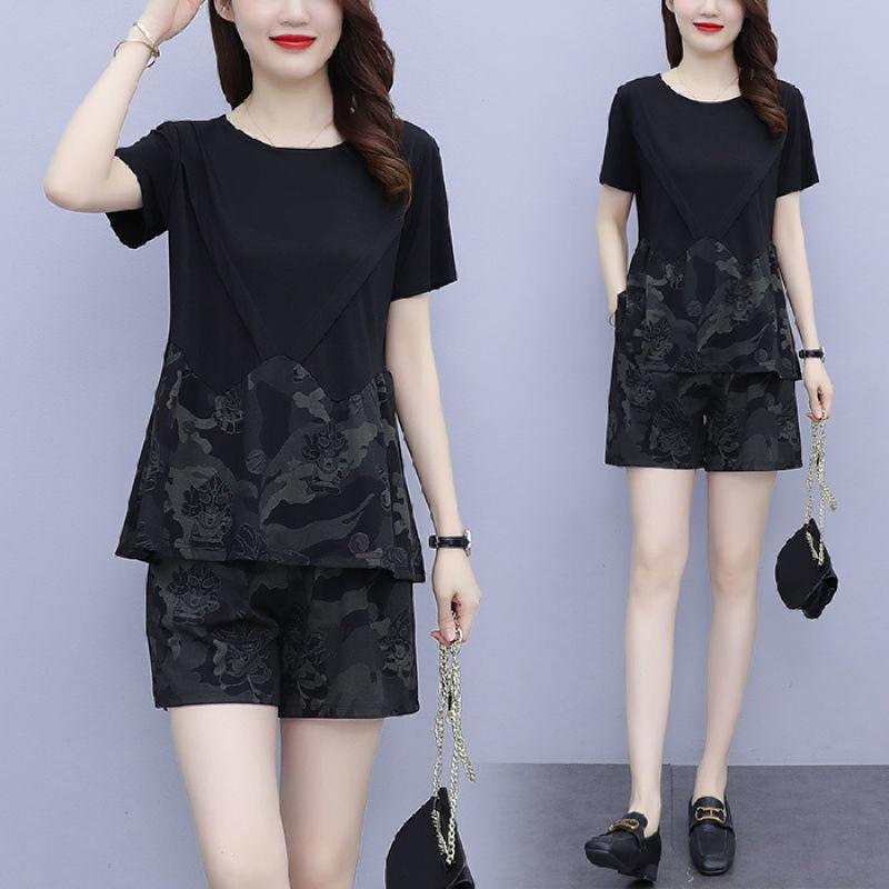 

Plus Size Casual Summer Two-Piece Set: Loose Short Sleeve Shorts for Women 5XL чёрный