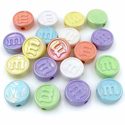 Cuentas Redondas Planas de Acrílico con Letra M 10 Piezas Accesorios para Joyería DIY Color UV Material Oblato Colgantes Creativos Charms Accesorios para Hacer Pulseras