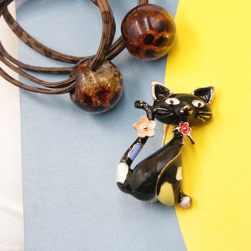 European & American Retro Kitten Rhinestone Brooch with Exquisite Inlaid Diamonds