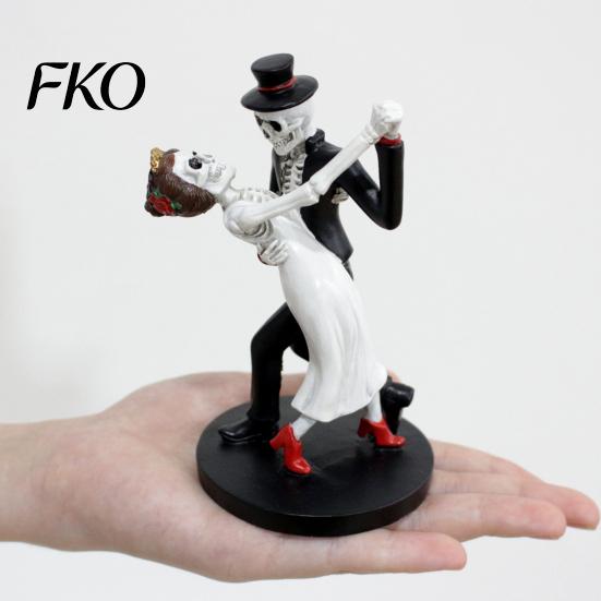 Atmosphere Props for Secret Room Day of The Dead Dancing Skeleton Couple Figurine, Halloween Gothic Wedding Spooky Cake Decoration Lover Statue,