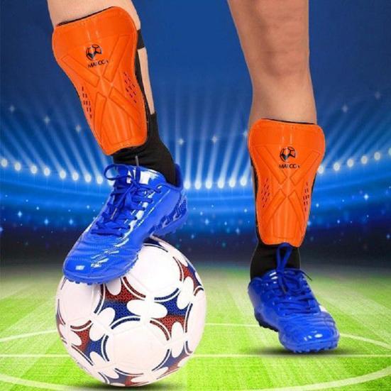 

1 пара футбольных щитков для голени с крепежным ремнем ударопрочные ударопрочные накладки для защиты голени для взрослых детей