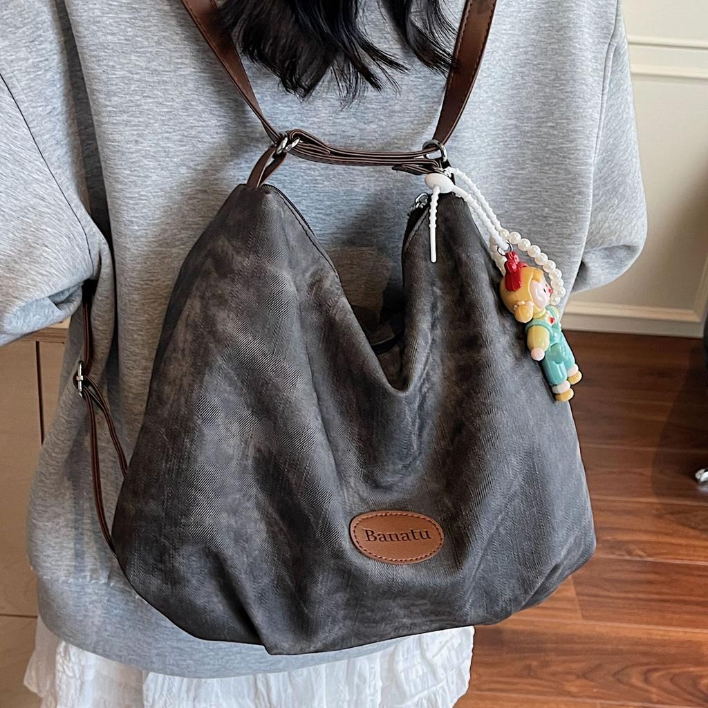 New high-end large-capacity shoulder tote bag, new portable commuter women's bag, multi-functional backpack.