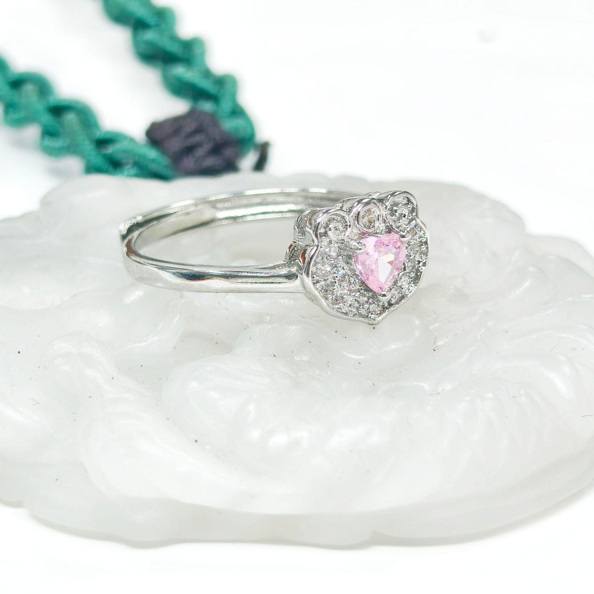 Ювелирный набор Gusen Pink Ruyi: Милое кольцо с цирконом, серьги и подвеска