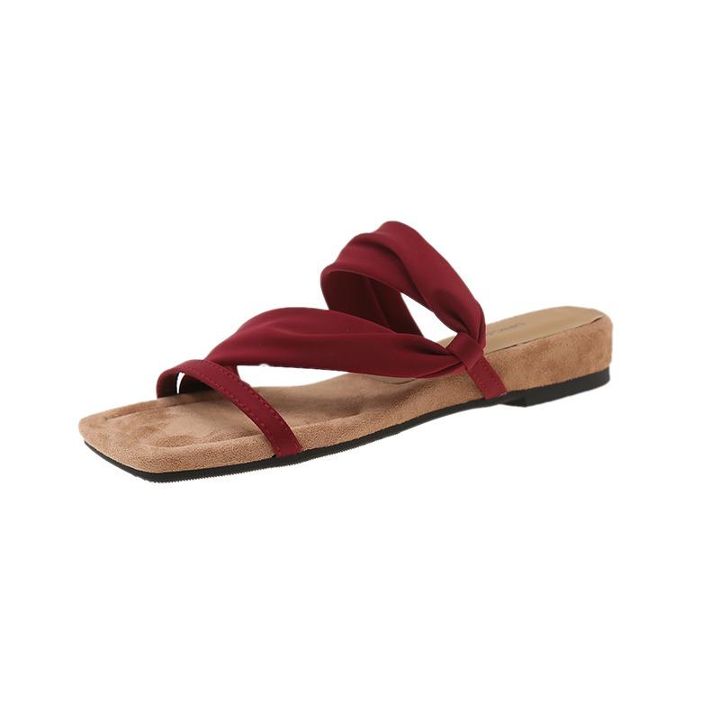 Fashion Women Flats Elegant Slippers Designer Classical Shoes Lady Fad Casual Flip Flops Summer New Slides 2025 Beach Sandalias De Mujer