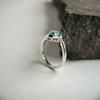 Серебряное кольцо с топазом Лондон Блю 0.817ct, вес изделия 2,42 гр (2188674)