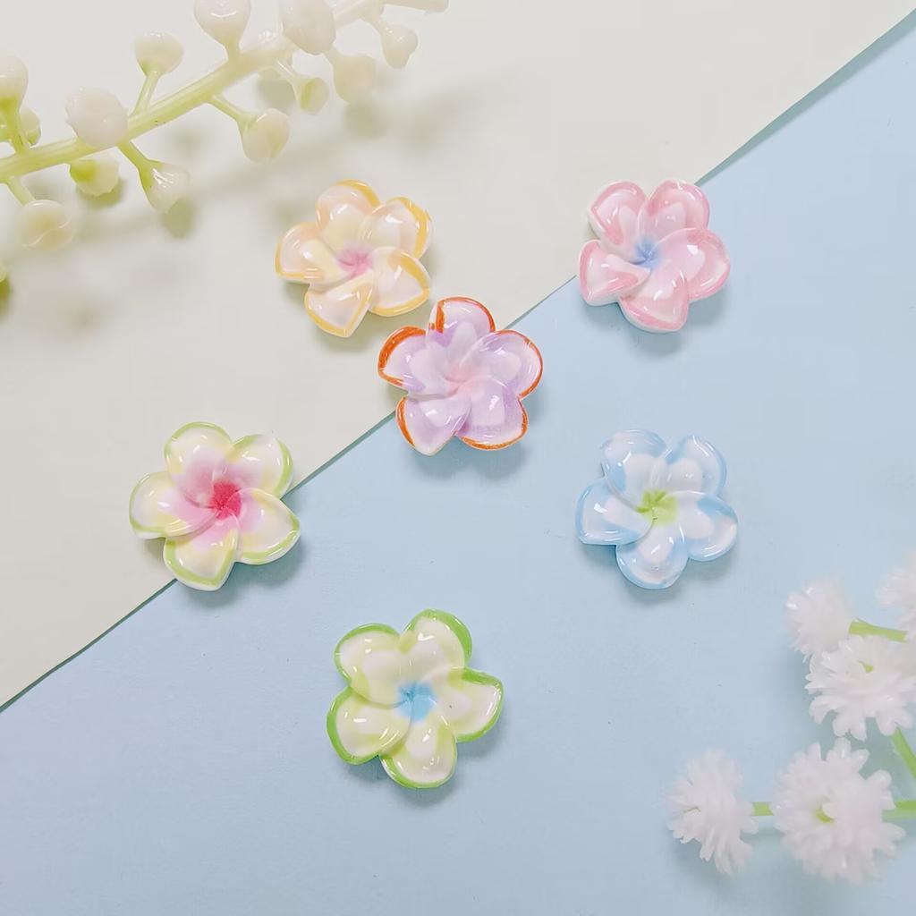Bulk 100Pcs/Bag 18MM Colorful Plumeria Flower Cabochons Flatback Summer Florals Slime Charms Beads for Phone Case Decoration