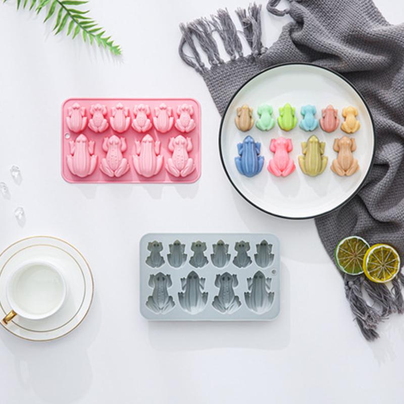 Silicone Frog Molds, 10-Cavity 3D Animal Shape, 7.13 X 4.37 Inches, For Baking Cupcake Topper Chocolate Candy