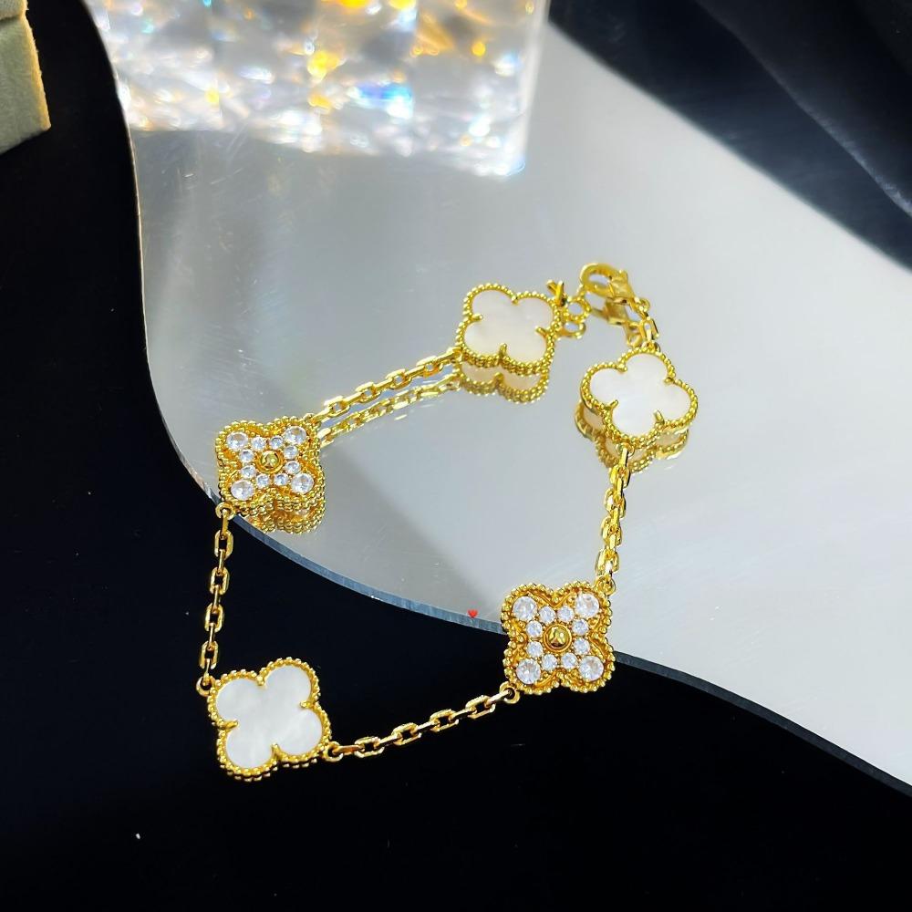 Bracelet Trèfle à Quatre Feuilles Version Haute Cinq Fleurs Calcédoine Violette Naturelle Gravé Laser CNC 18K Ne Se Décolore Pas Bracelet pour Dames