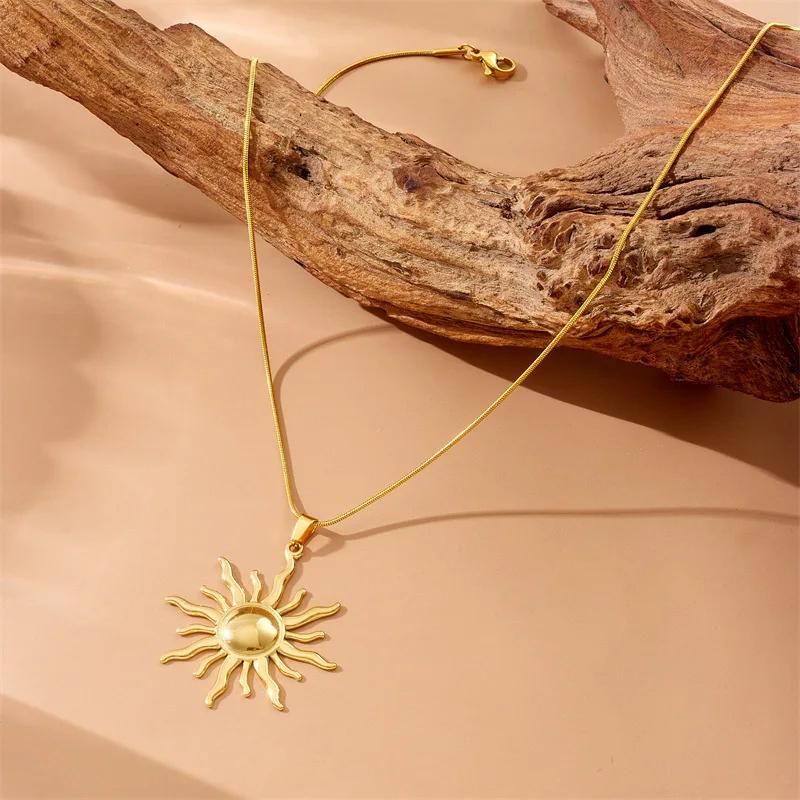 316L Stainless Steel Golden Fashion Sun Pendant Necklace For Women Girl New Concise Solar Neck Chain Jewelry Gift