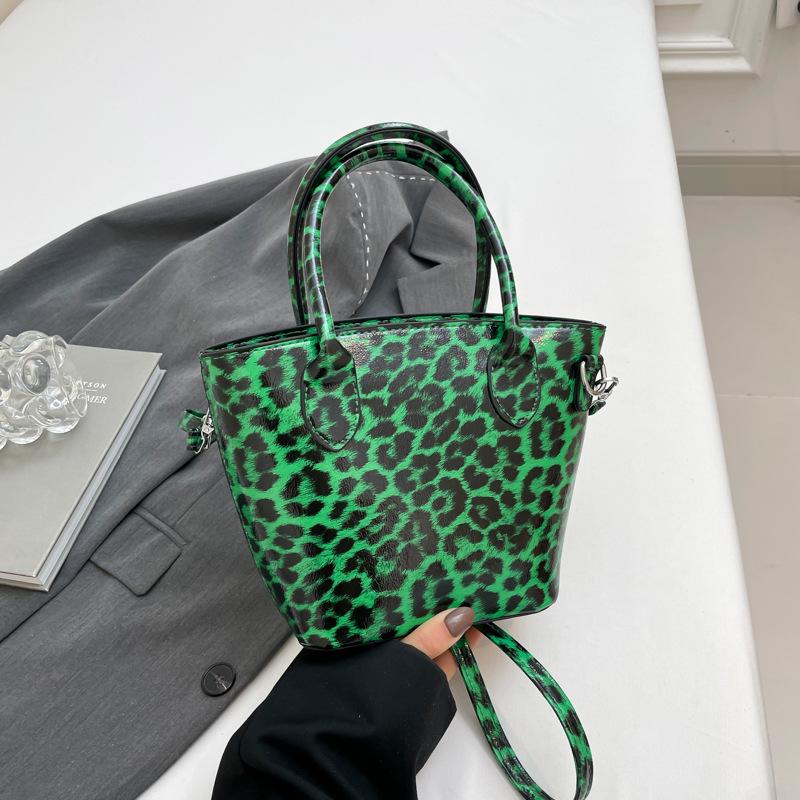 

Модная новая милая и крутая сумка с леопардовым принтом Spice Girl, женская сумка-мессенджер высокого класса зелёный