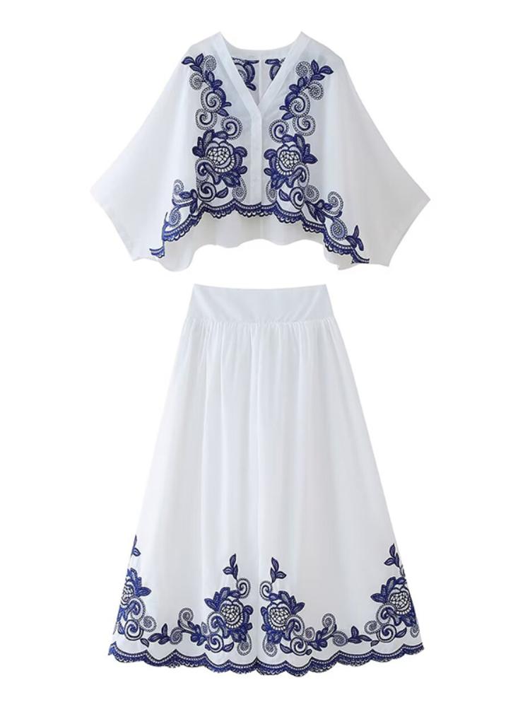 Вышитые рубашки с рукавами «летучая мышь» и юбками — фото 8