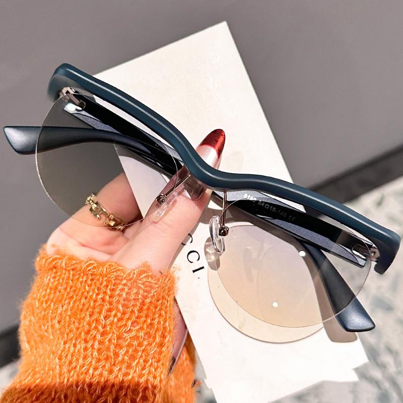 New Trendy Street Photography Korean Edition Eyebrow Luxury Sunglasses For Men Cool Personalized Sunglasses Women(Ds-8180)