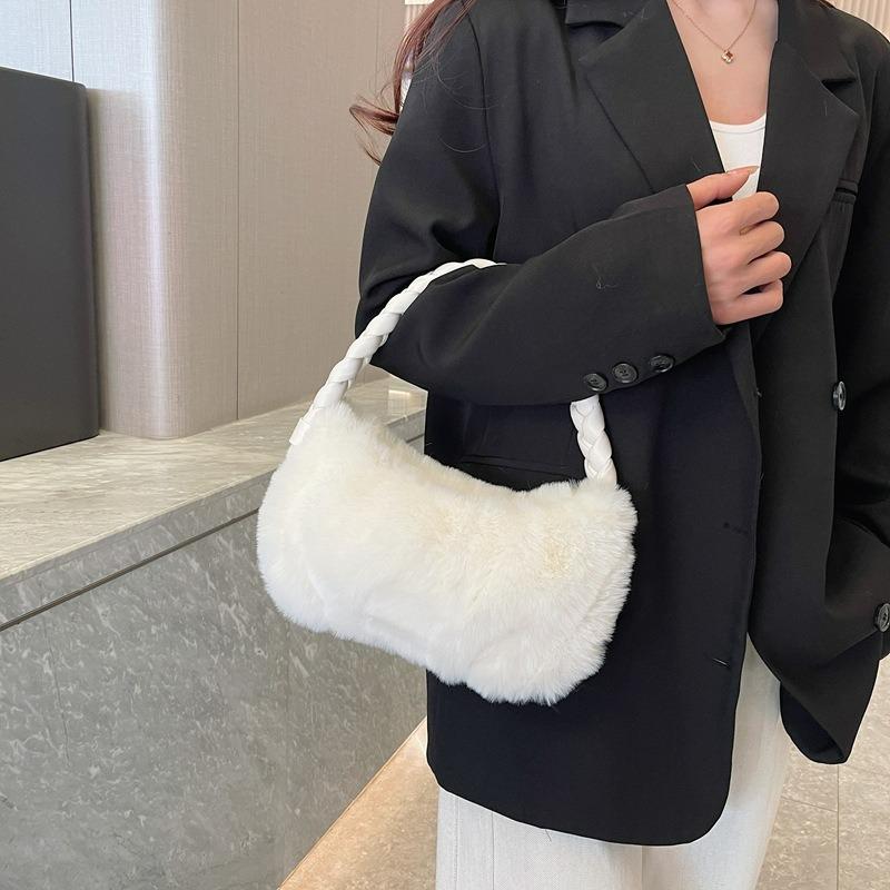 Autumn and winter new braided armpit plush bag six colors solid color versatile cute simple niche design advanced sense large ca