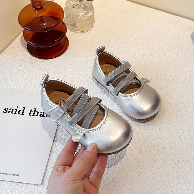 Korean version of students 2025 spring and autumn children's ballet style strap leather shoes soft sole girls foreign style Doudou shoes baby sin