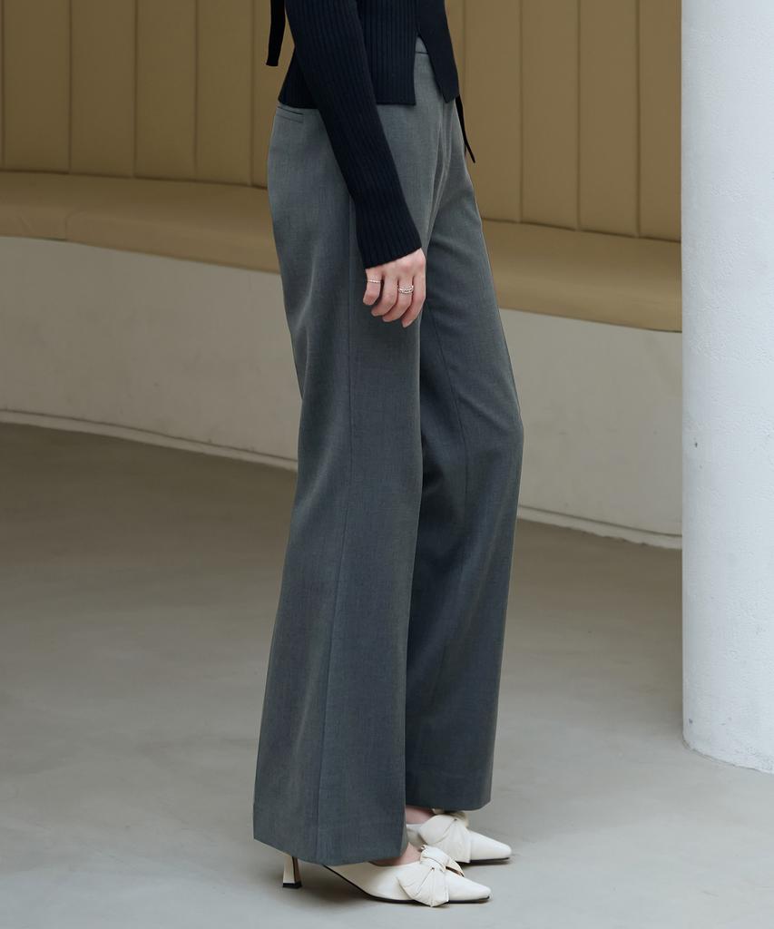 Deuloupisumeon Comfy Wool Slim Bootcut Slacks [Black]