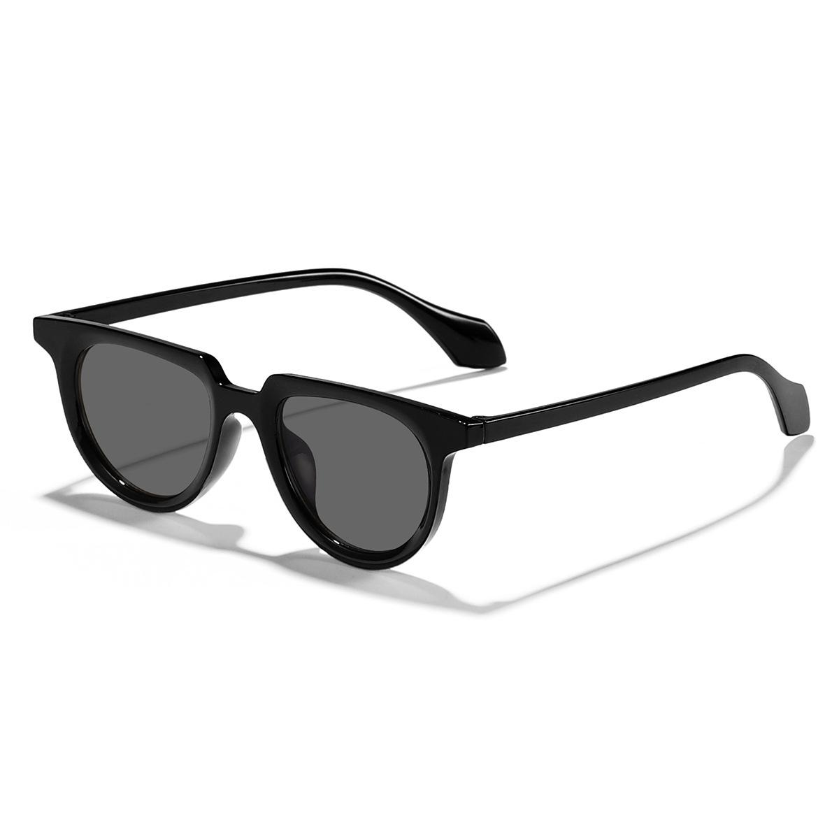 

Luxury Vintage Flat Top Sunglasses Women Men Fashion Punk Sun Glasses UV400 Protection Outdoor Driving Eyewear As The Picture