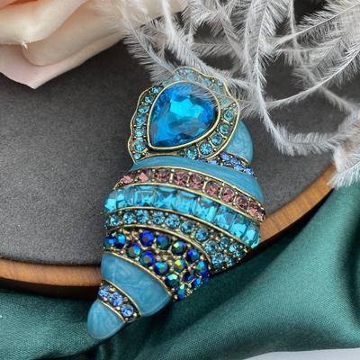 Broches Épingles Rétro Femmes Baroque Coquillage Strass Bleu Émail Accessoires Corsage Dame Palais Peinture Glaçure Cadeau
