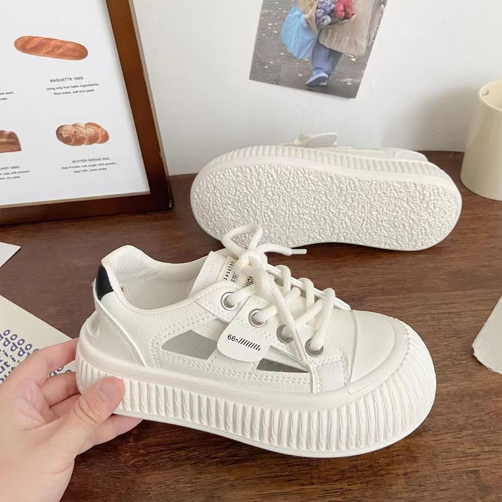 Summer Hollow Lightweight White Shoes for Female Students Board Shoes 2025 New Shoes Sports Thick Soled Sponge Cake Sandals