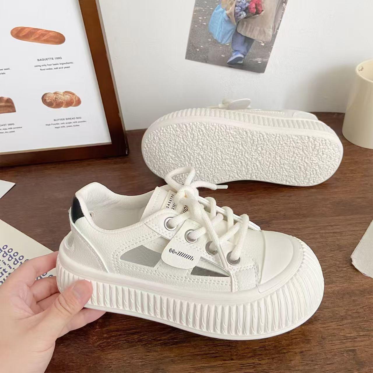 

Fashion Summer hollow lightweight white shoes for female students board shoes 2025 new shoes sports thick soled sponge cake sandals 40 белый