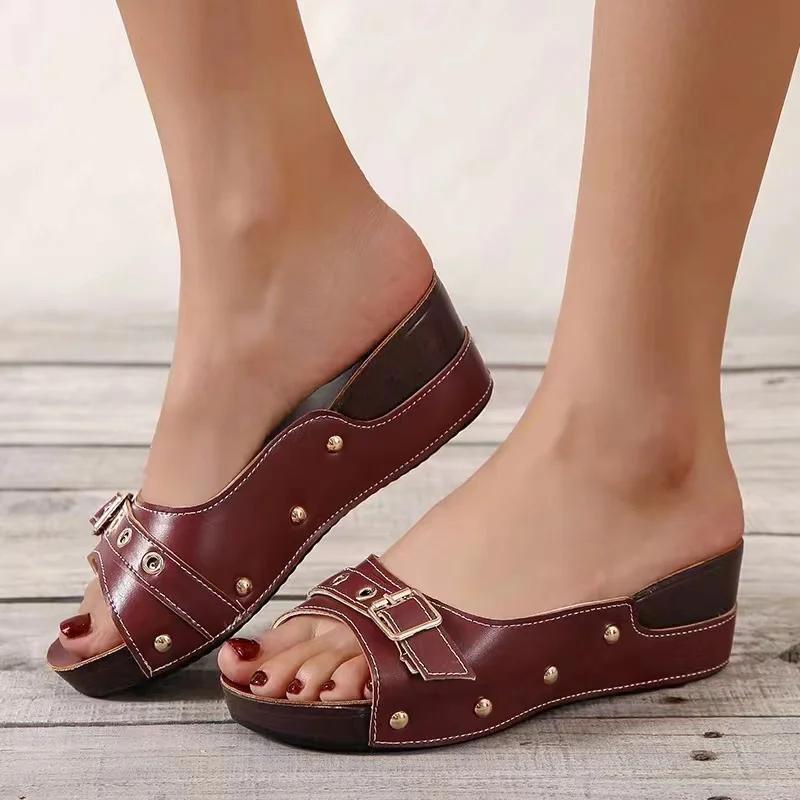 Fashion Women Metal Buckle Women's Wedge Slippers 2025 Vintage Rivet Platform Sandals Woman Pu Leather Plus Size Summer Shoes 43