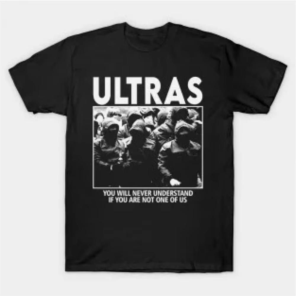 

Мужская футболка Ultras с ярким принтом, одежда для фанатов футбола с лозунгом ULTRAS, принт с изображением толпы, повседневная футболка с круглым вырезом и коротким рукавом - Мужская ... S разноцветный