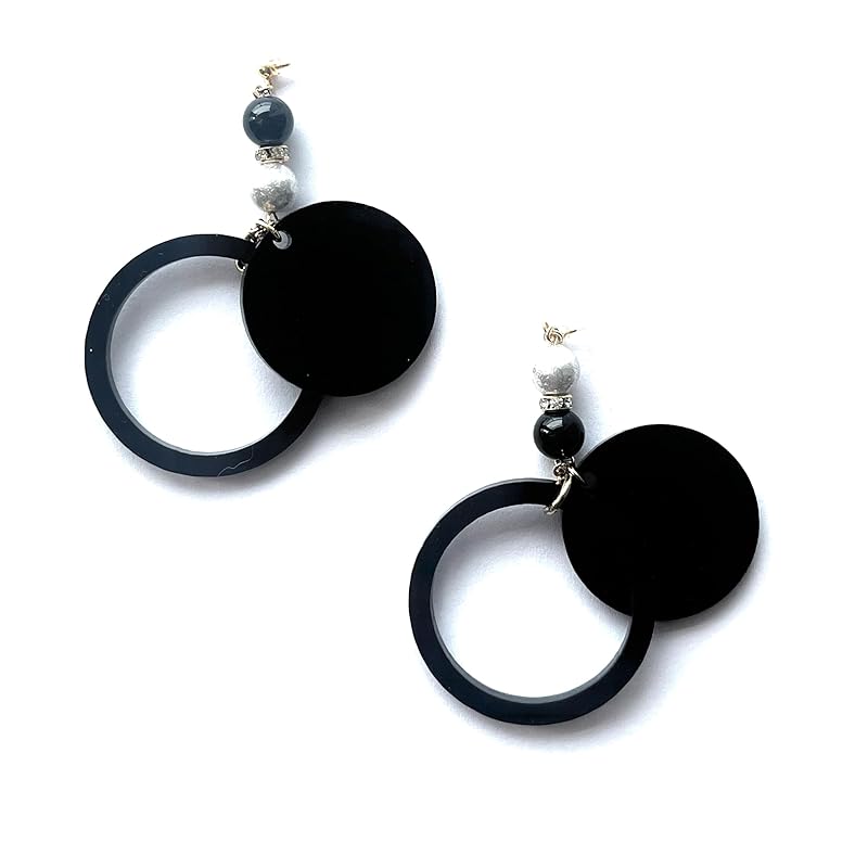 

[comimi]Ladies earrings Large sway Allergy friendly light monotone Swaying Fashionable Compatible with metal allergies black and white acrylic natural