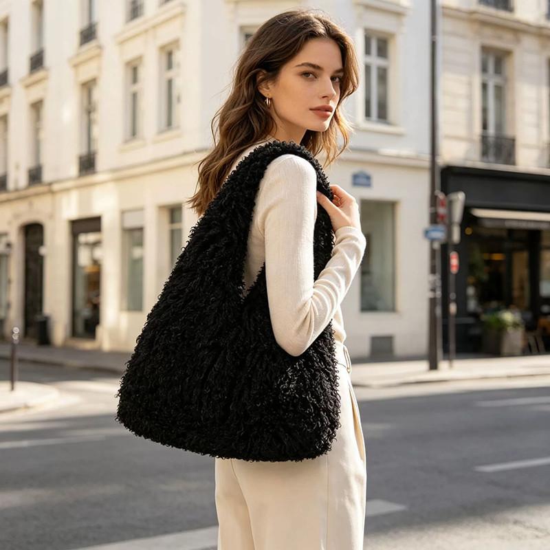 Yogodlns Luxury Fluffy Tote Women Shoulder Bag Lamb Wool Faux Fur Hobo Bags for Winter Large Capacity Shopper Plush Designer Handbags