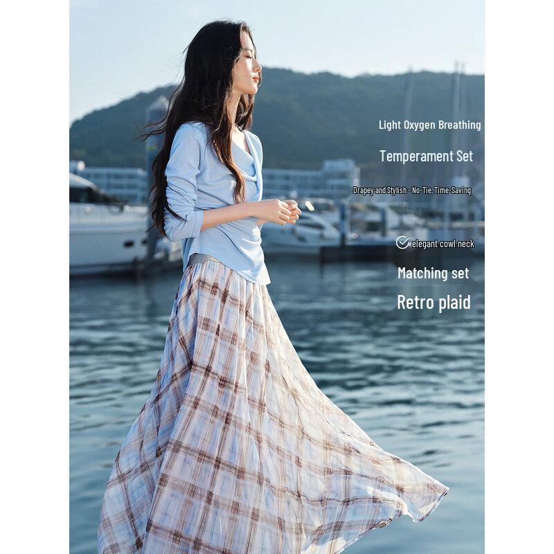 XWI Women s Elegant Pleated Cowl Neck T-shirt & Retro Plaid Skirt Set M небесно-голубой