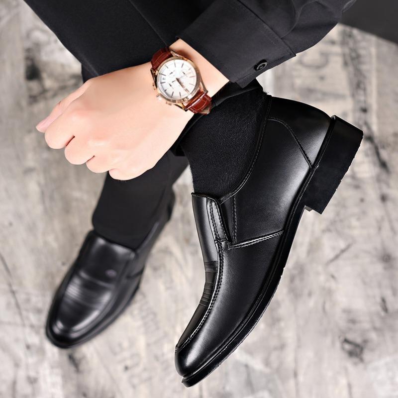 Men's Leather Shoes Spring Leather Business Dress Soft Sole Casual Breathable Middle Old Dad Men's Shoes