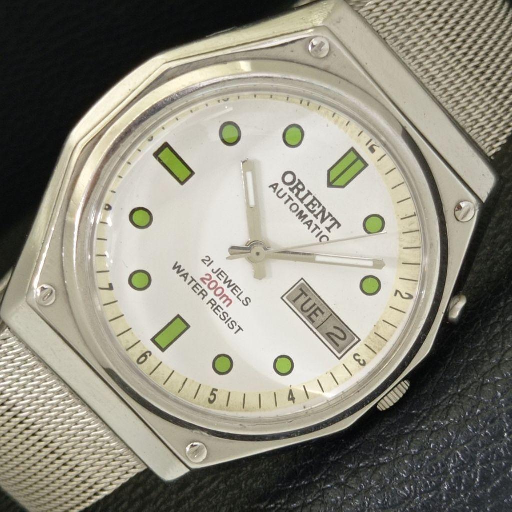 

ВИНТАЖНЫЕ МУЖСКИЕ ЧАСЫ ORIENT AUTOMATIC 46941 ЯПОНИЯ С БЕЛЫМ ЦИФЕРБЛАТОМ a700690-5 R204-a700690