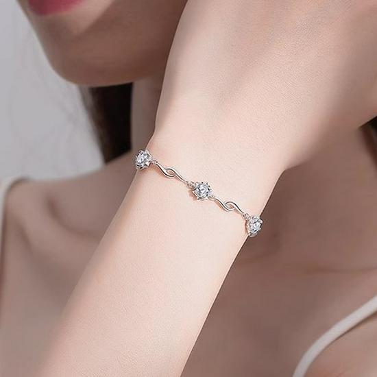 Exquisite Hexagram 925 Sterling Silver Bracelet for Women - Elegant Jewelry, Perfect Gift for Best Friend's Birthday