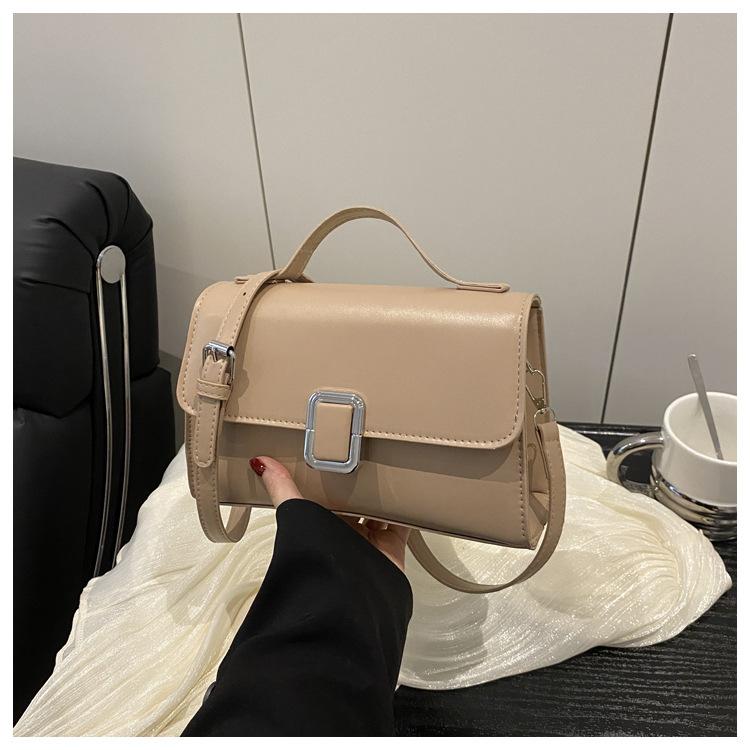 Fashion summer texture 2025 new popular retro crossbody shoulder handheld crossbody small square bag women