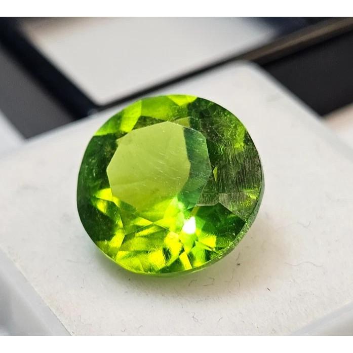 Natural Green Peridot Round Cut 8+ Ct Beautiful Certified Loose Gemstone
