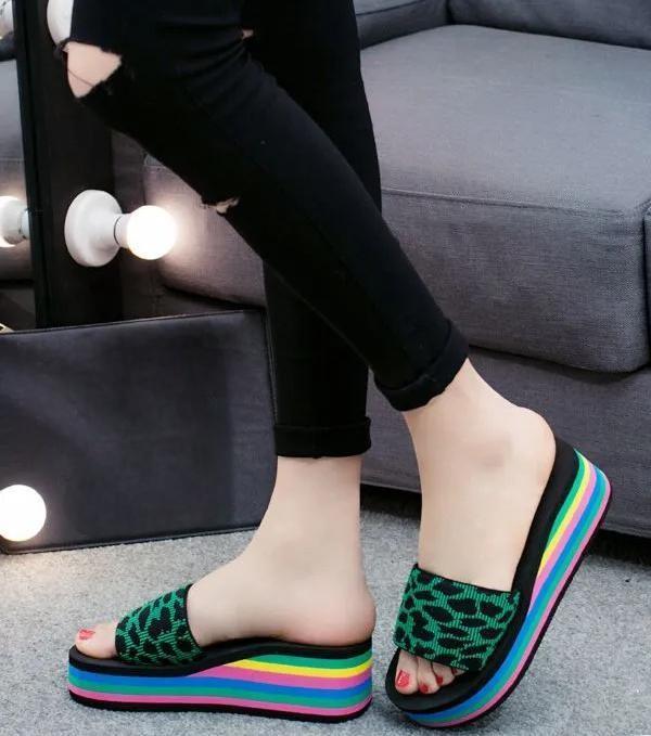 Women's Wedge-heeled Thick-soled Non-slip Beach Shoes