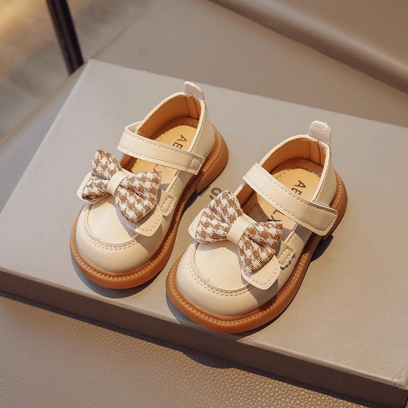 Baby girl spring and autumn shoes princess shoes baby soft-soled toddler shoes girls single shoes 1 3-year-old children fashion versatile
