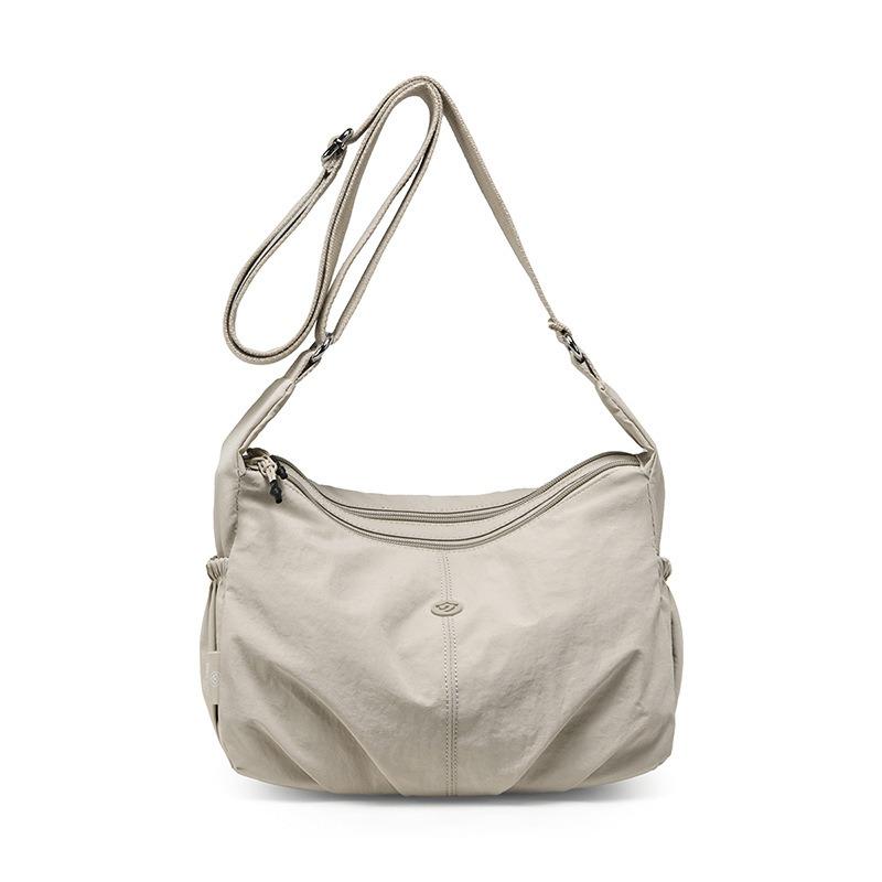 Lässige leichte mehrlagige Umhängetasche Damen neue minimalistische Stil Arbeits-Nylon-Pendler-Tasche Sport-Schultertasche