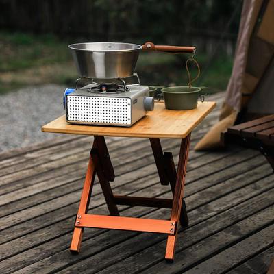 Faltbarer BBQ- und Picknicktisch aus Aluminiumlegierung mit Bambus-Schneidebrett