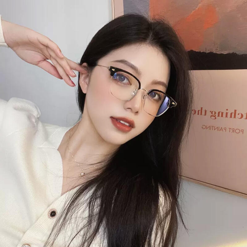 The Classic TRF8032 Gold-rimmed Horn-rimmed Glasses C2 HAVANA