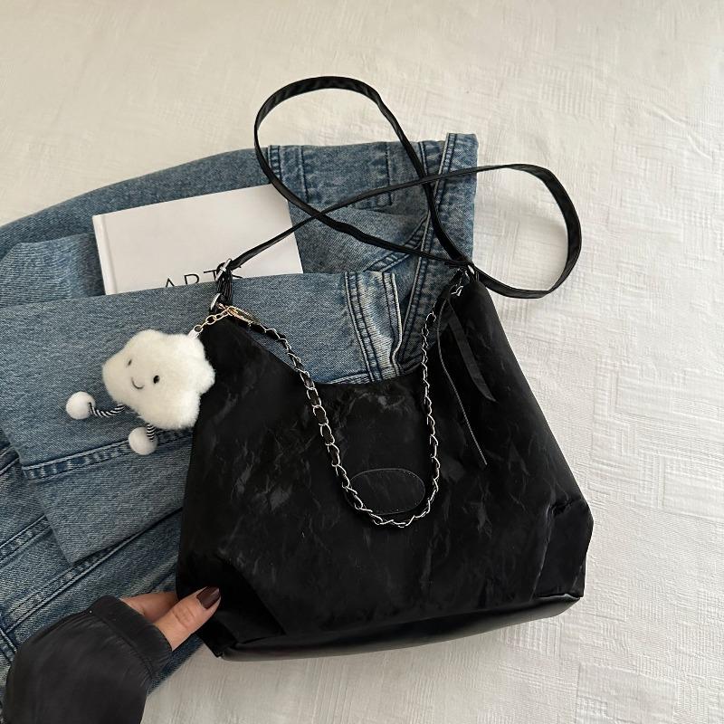 Casual student soft surface large-capacity bag women's new summer chain commuter bag fashionable shoulder messenger bag