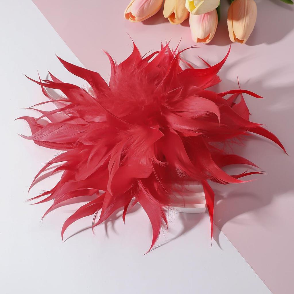 Exquisite European & American Mesh Flower Brooch: Chic, Luxurious Corsage Pin with Bold Style for Women