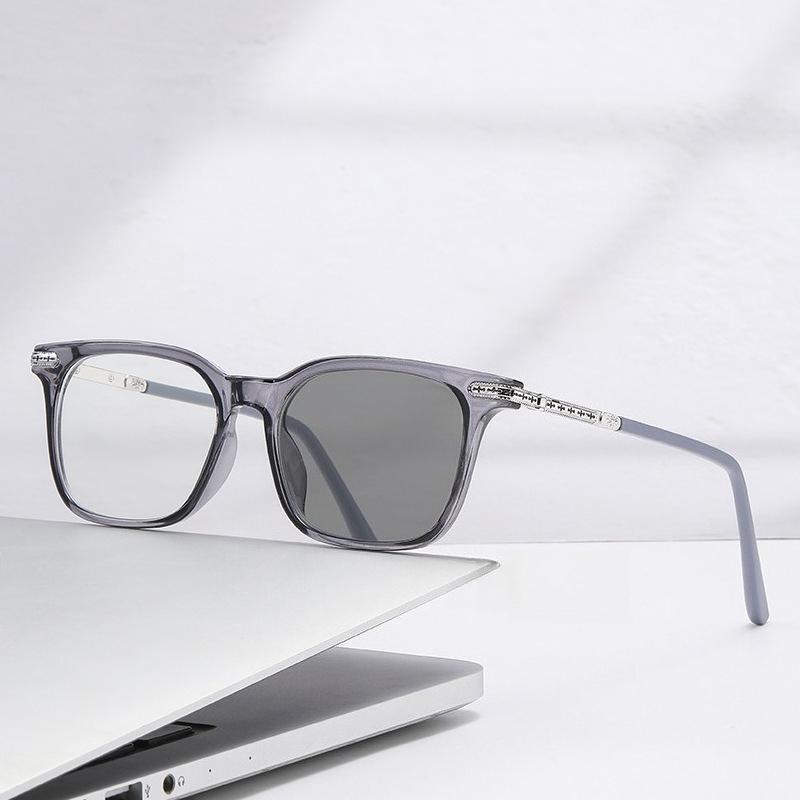 Casual Square-Frame Photochromic Myopia Glasses Comfortable and Durable Anti-Blue Light Eyewear Minus Diopter 0 To -4.0