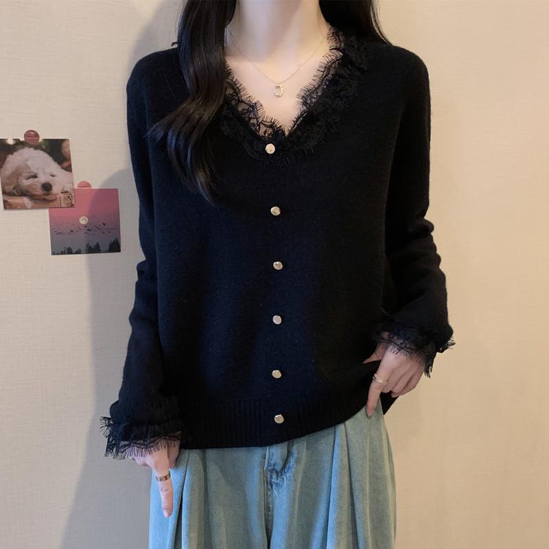 Plus Size Lace Patchwork Sweater - Slim Fit Knitwear for Women (Autumn/Winter)